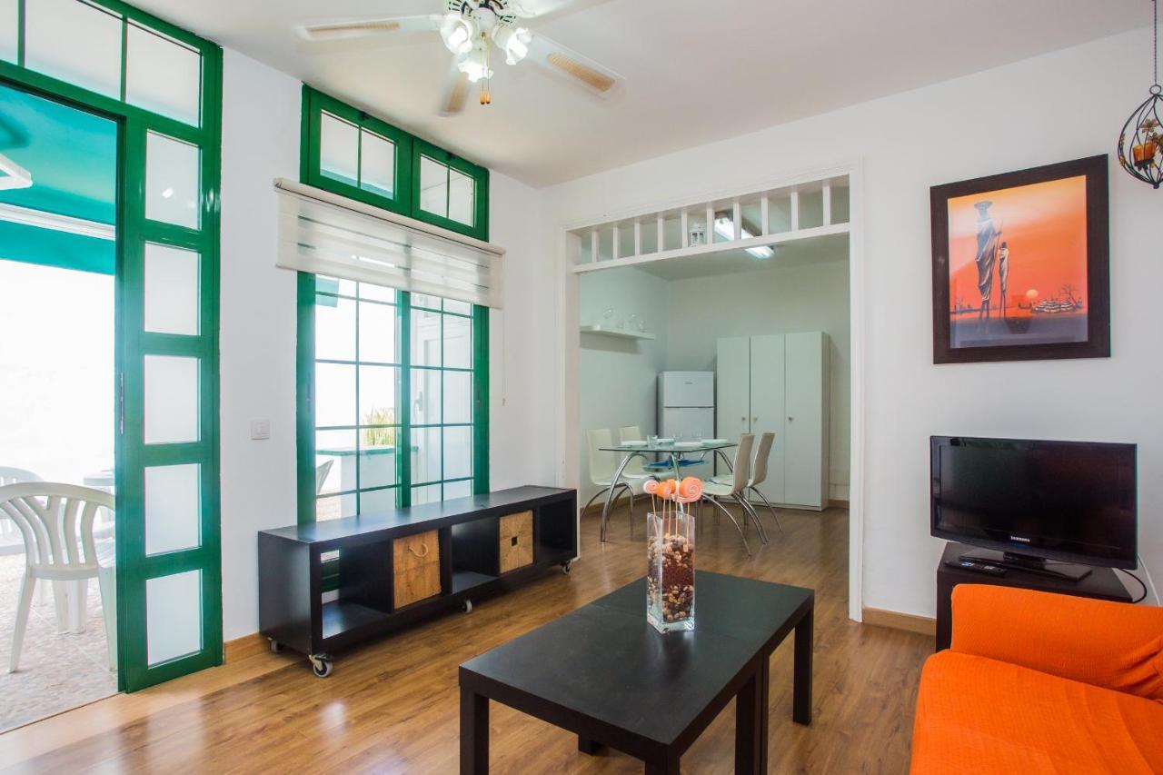 Apartamentos Haria En Puerto Del Carmen Тиас Экстерьер фото